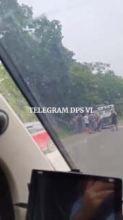 Серьезное ДТП во Владивостоке: перевернулся грузовик